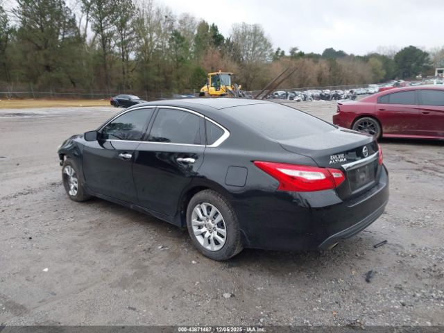 2017 NISSAN ALTIMA 1N4AL3AP1HC478484 Photo 2
