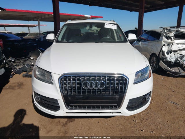 WA1LFAFP1EA119578 Audi Q5 2.0t Premium