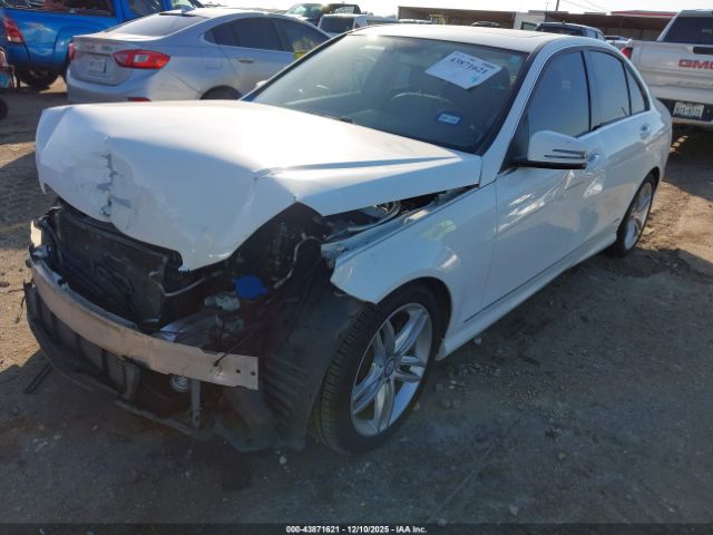 2014 MERCEDES-BENZ C 250 WDDGF4HB4ER308517 Photo 1