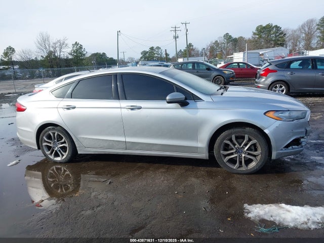 3FA6P0H7XHR227124 Ford FUSION SE