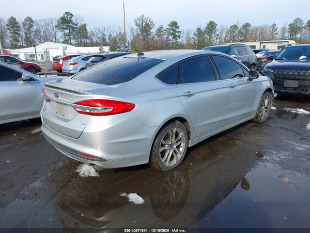 3FA6P0H7XHR227124 Ford FUSION SE