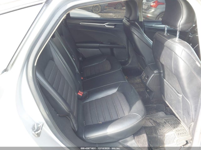3FA6P0H7XHR227124 Ford FUSION SE