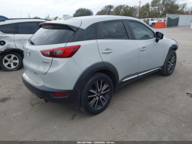 2017 MAZDA CX-3 JM1DKDD70H0176312 Photo 3