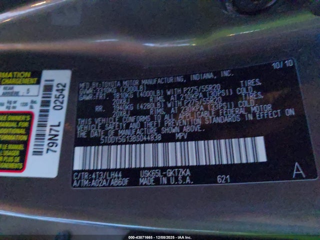 2011 TOYOTA SEQUOIA 5TDDY5G13BS044838 Photo 8