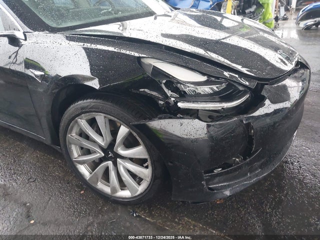 2019 TESLA MODEL 3 5YJ3E1EA4KF425330 Photo 5