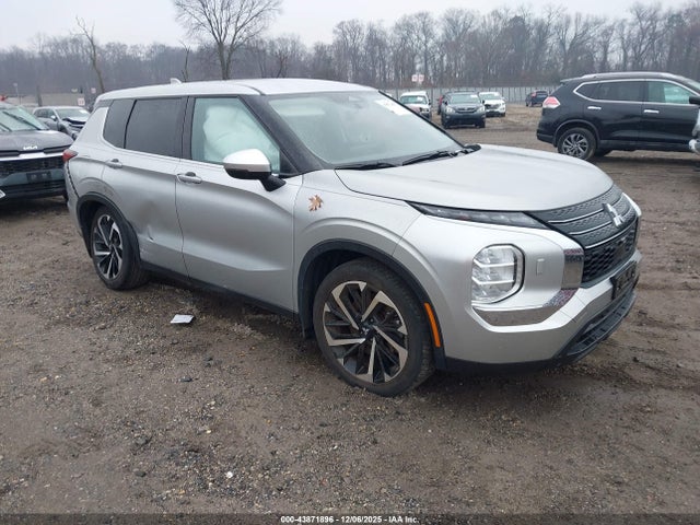 2022 MITSUBISHI OUTLANDER JA4J4TA81NZ018731 Photo 0