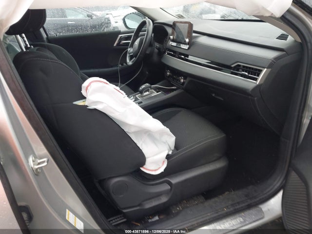 2022 MITSUBISHI OUTLANDER JA4J4TA81NZ018731 Photo 4