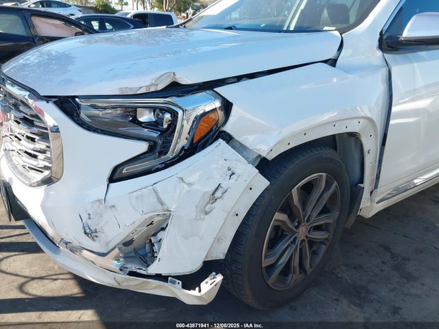 3GKALSEX8JL261480 GMC Terrain Denali