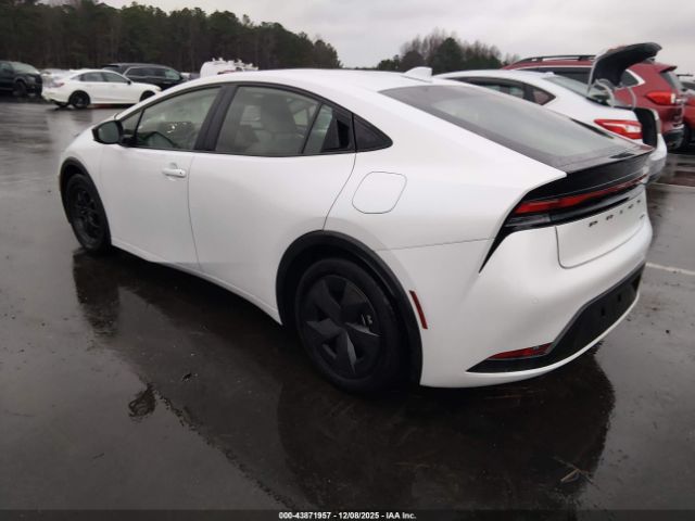 2024 TOYOTA PRIUS JTDACAAU2R3037498 Photo 2