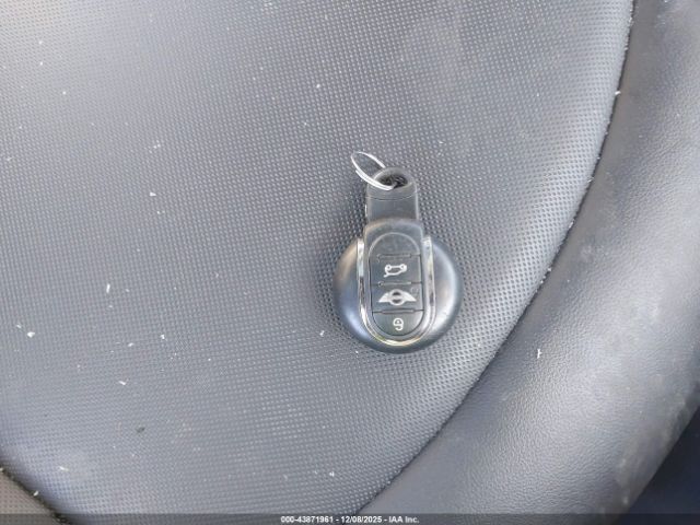 2017 MINI CLUBMAN WMWLU1C39H2F28892 Photo 10