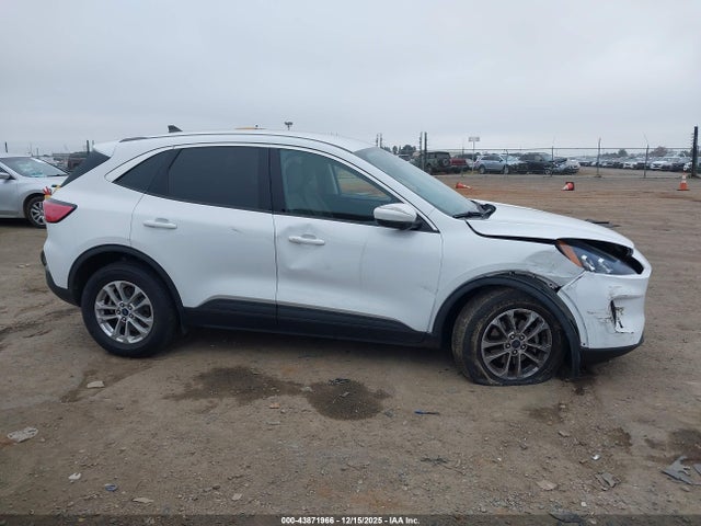 1FMCU9G66MUA60987 Ford ESCAPE SE