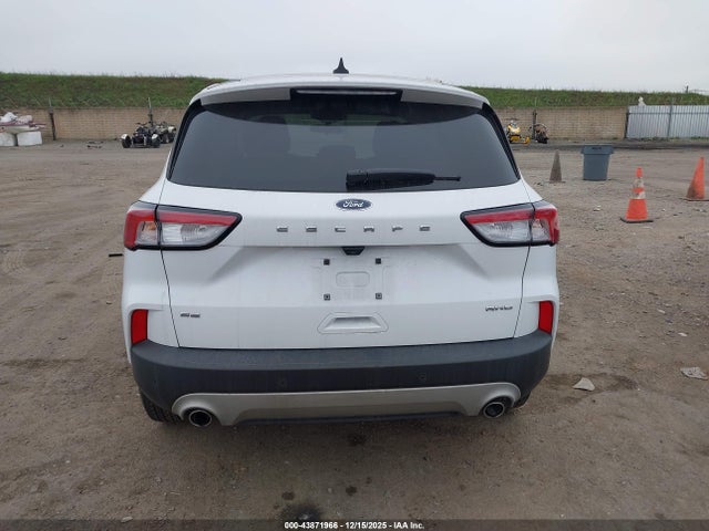 1FMCU9G66MUA60987 Ford ESCAPE SE