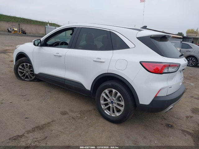 1FMCU9G66MUA60987 Ford ESCAPE SE