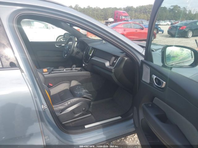 2022 VOLVO XC60 RECHARGE PLUG-IN HYBRID YV4BK0DP7N1941339 Photo 4