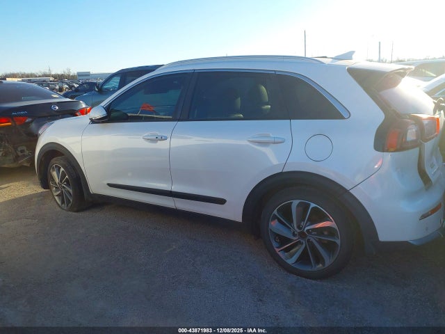 43871983 :رقم المزاد ، KNDCE3LC3H5089566 vin ، 2017 Kia Niro Touring مزاد بيع