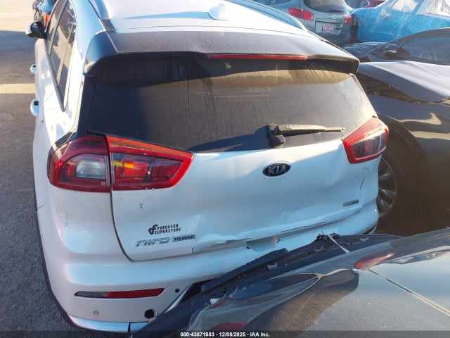 43871983 :رقم المزاد ، KNDCE3LC3H5089566 vin ، 2017 Kia Niro Touring مزاد بيع