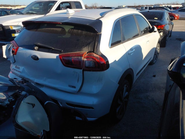 43871983 :رقم المزاد ، KNDCE3LC3H5089566 vin ، 2017 Kia Niro Touring مزاد بيع