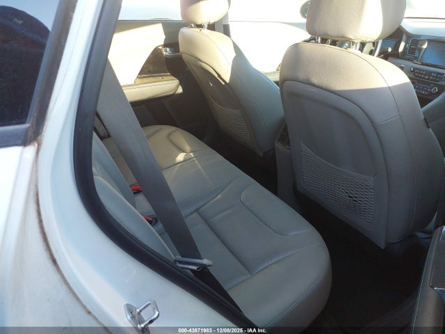 43871983 :رقم المزاد ، KNDCE3LC3H5089566 vin ، 2017 Kia Niro Touring مزاد بيع