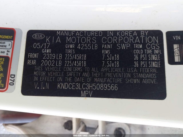 43871983 :رقم المزاد ، KNDCE3LC3H5089566 vin ، 2017 Kia Niro Touring مزاد بيع