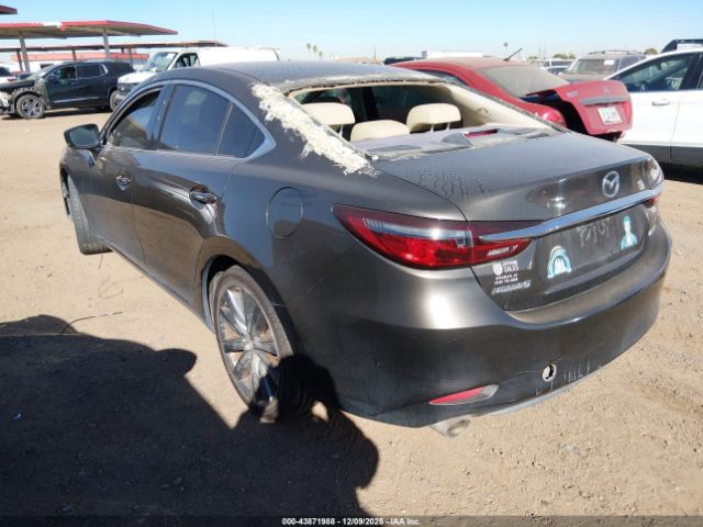 2018 MAZDA MAZDA6 JM1GL1VM8J1319097 Photo 2