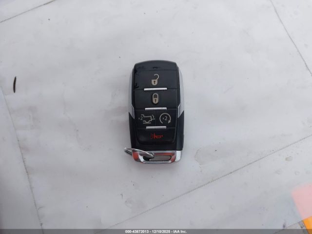 2020 RAM 1500 1C6SRFRT3LN369724 Photo 10