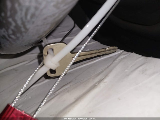 2001 TOYOTA TACOMA 5TENL42N51Z808326 Photo 10