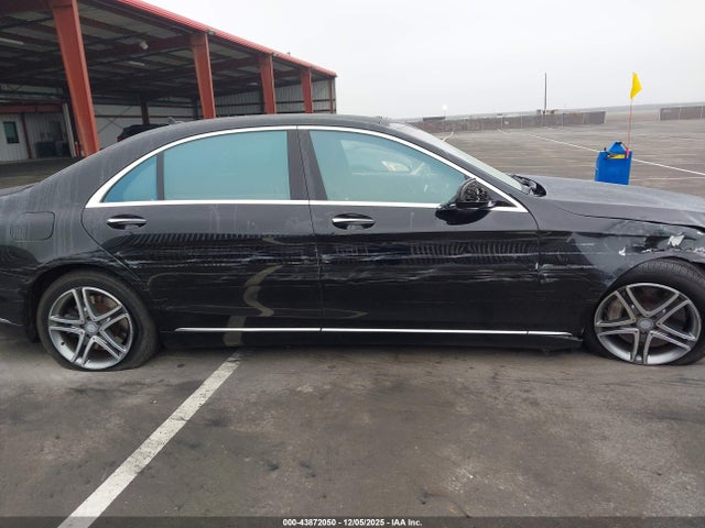 Mercedes-Benz S 550 4matic 2014 WDDUG8FB0EA051087 Image 13