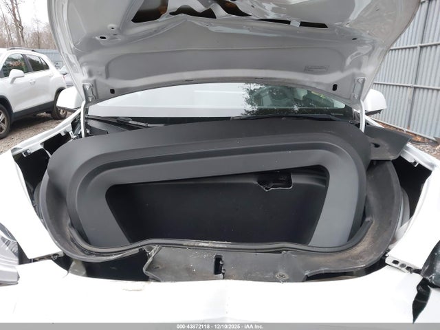 2023 TESLA MODEL Y 7SAYGDEE6PA124988 Photo 9
