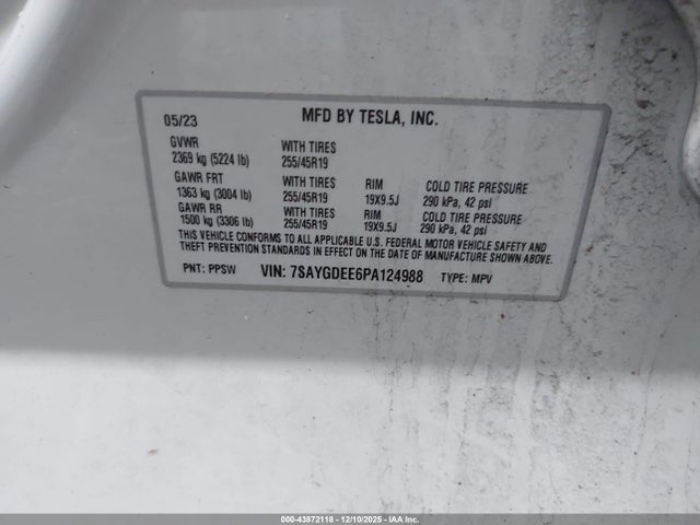 2023 TESLA MODEL Y 7SAYGDEE6PA124988 Photo 8