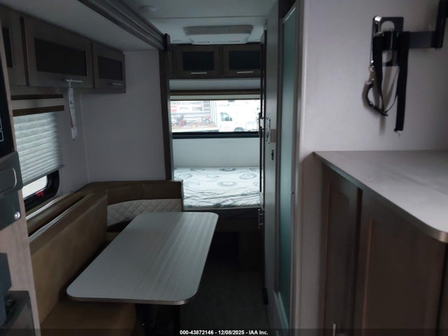 Forest River No Boundaries 16.7 2019 4X4TNB719KR200375 Image 5