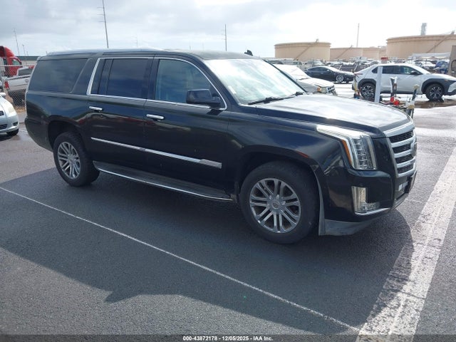 2015 CADILLAC ESCALADE ESV 1GYS3GKJ2FR268433 Photo 0