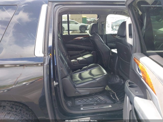 2015 CADILLAC ESCALADE ESV 1GYS3GKJ2FR268433 Photo 7