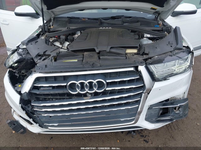 2017 AUDI Q7 WA1VAAF7XHD050805 Photo 9