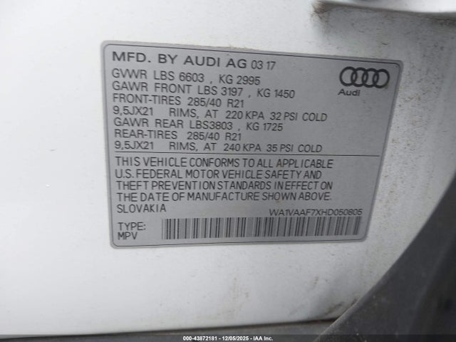 2017 AUDI Q7 WA1VAAF7XHD050805 Photo 8