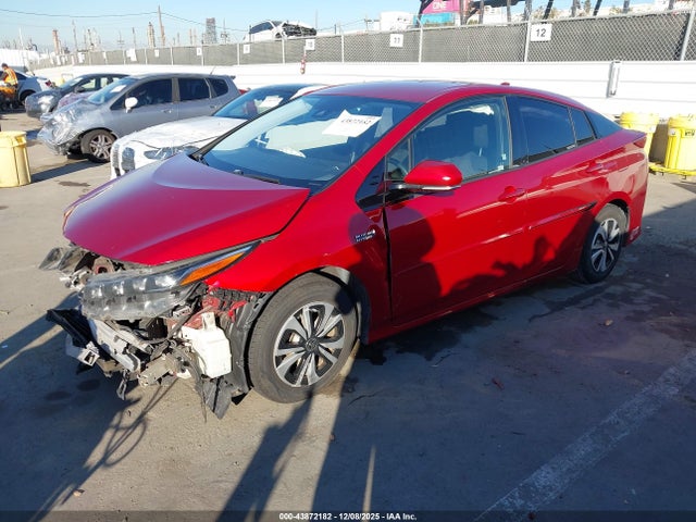 Toyota Prius Prime Plus 2018 JTDKARFP5J3081740 Image 2