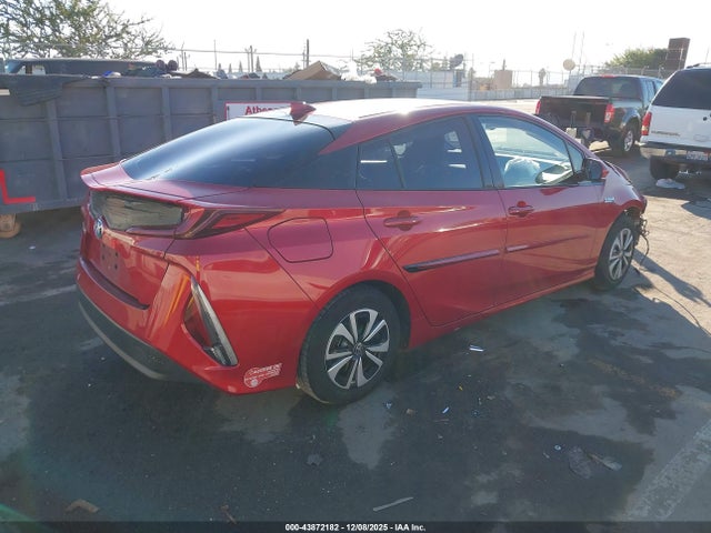 Toyota Prius Prime Plus 2018 JTDKARFP5J3081740 Image 4