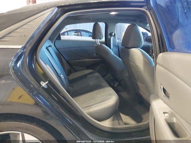 5NPLN4AG7MH038321 Hyundai ELANTRA SEL