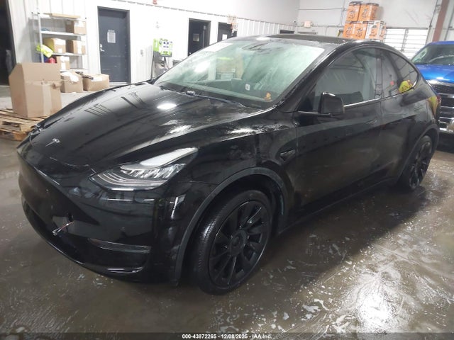 2020 TESLA MODEL Y 5YJYGDEE3LF036846 Photo 1