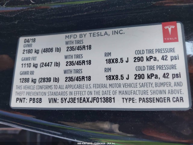 2018 TESLA MODEL 3 5YJ3E1EAXJF013881 Photo 8