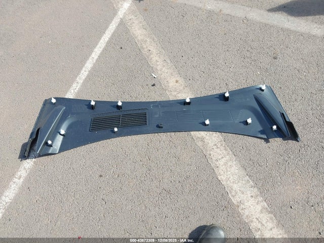 Продажа на аукционе авто 2025 Tesla Model 3 Long Range Rear-wheel Drive/standard Rear-wheel Drive, vin: 5YJ3E1EA5SF906932, номер лота: 43872309