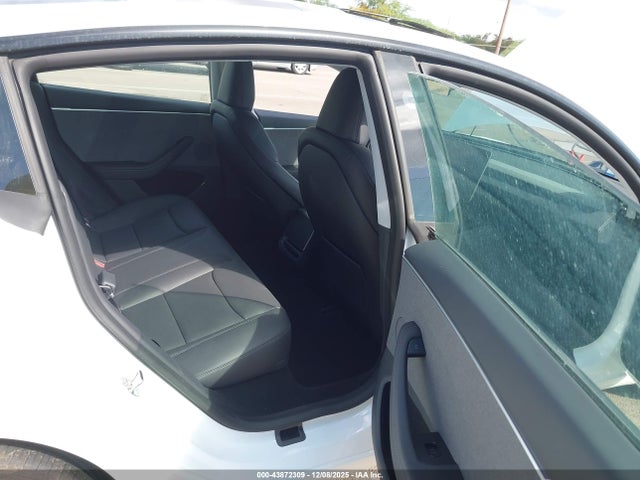 2025 TESLA MODEL 3 5YJ3E1EA5SF906932 Photo 7
