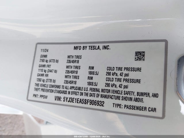 2025 TESLA MODEL 3 5YJ3E1EA5SF906932 Photo 8