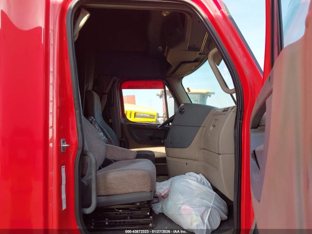 Freightliner Cascadia 125 2016 3AKJGLD58GSHA3504 Image 5