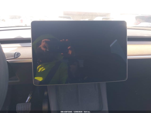 2024 TESLA MODEL Y 7SAYGDEE1RA239503 Photo 6