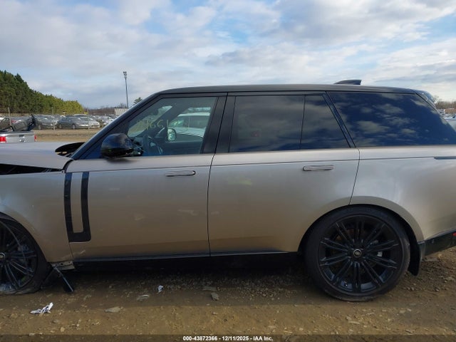 SALKP9FUXSA284665 Land Rover Range Rover P400 Se