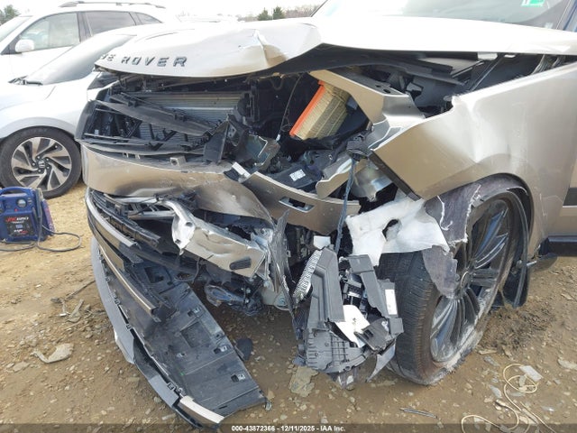 SALKP9FUXSA284665 Land Rover Range Rover P400 Se