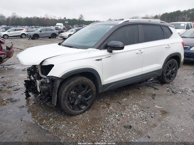 3VVEX7B26RM081302 Volkswagen Taos 1.5t Se