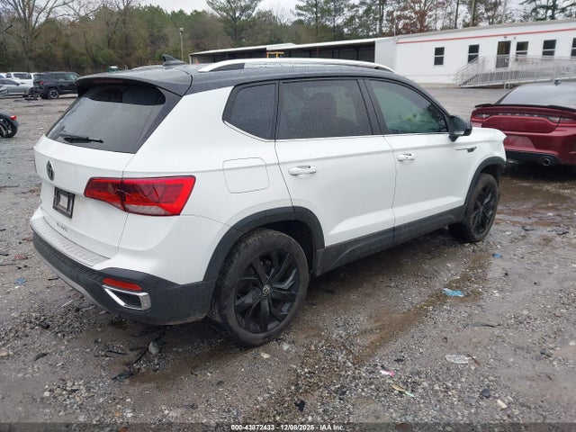 3VVEX7B26RM081302 Volkswagen Taos 1.5t Se