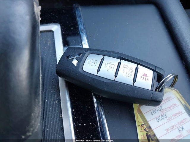 2024 MITSUBISHI OUTLANDER JA4J4VA80RZ041385 Photo 10