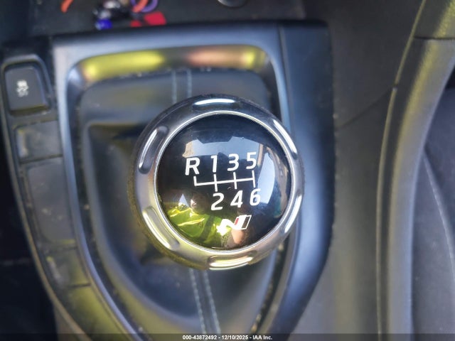 Hyundai VELOSTER N 2020 KMHT36AH9LU005122 Image 22